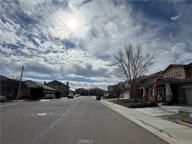 8848 Palo Alto, Hesperia, CA 92344