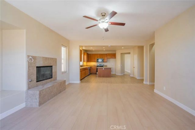 8848 Palo Alto, Hesperia, CA 92344
