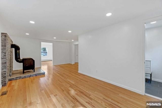 25 Allen Street, Cresskill, NJ 07626