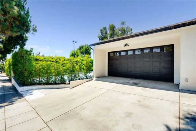 3890 Shadow Grove Road, Pasadena, CA 91107