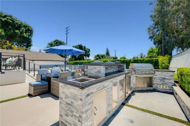 3890 Shadow Grove Road, Pasadena, CA 91107
