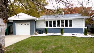 7033 E 1st Avenue, Gary, IN 46403