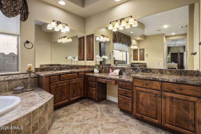 30216 N 52ND Place, Cave Creek, AZ 85331