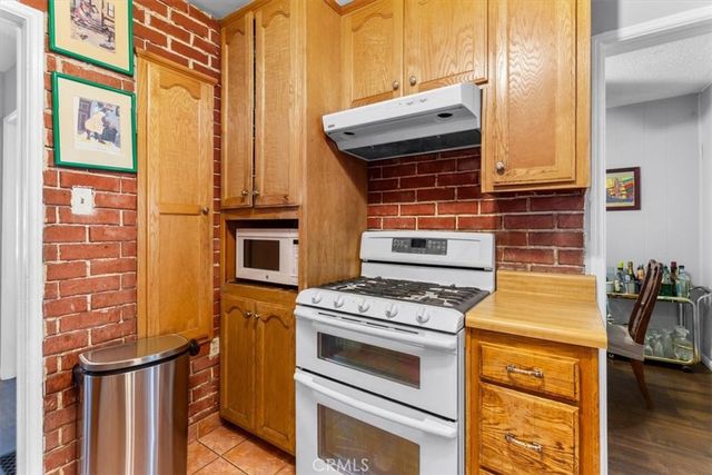 3551 Hillcrest Drive, Los Angeles, CA 90016