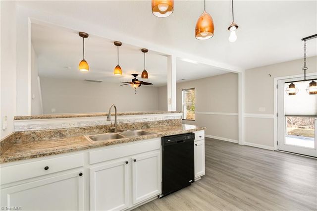 284 Donelson Way, Burlington, NC 27217