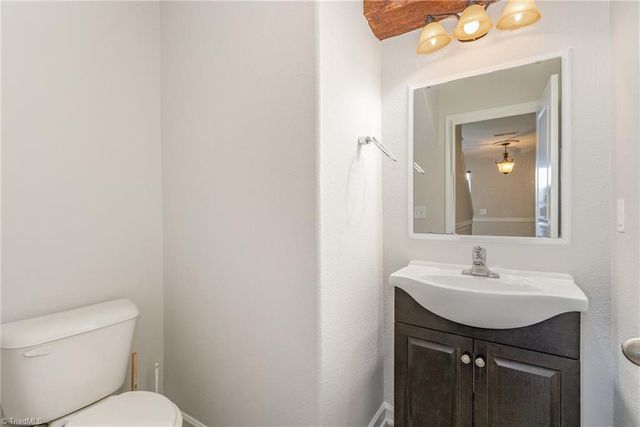 284 Donelson Way, Burlington, NC 27217