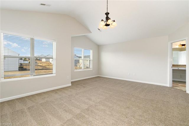 284 Donelson Way, Burlington, NC 27217