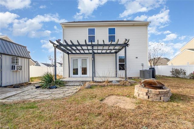 284 Donelson Way, Burlington, NC 27217