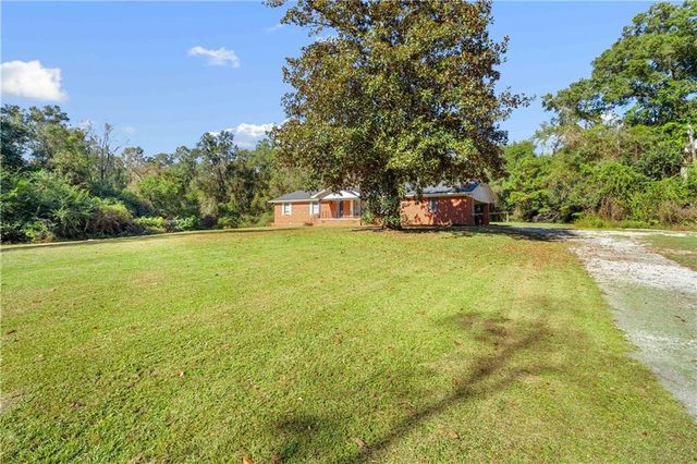 300 Shelton Beach Road S, Eight Mile, AL 36613