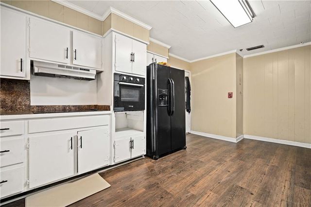 300 Shelton Beach Road S, Eight Mile, AL 36613