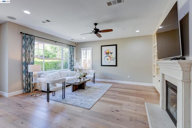 3956 3956 JORDAN RANCH DR, Dublin, CA 94568