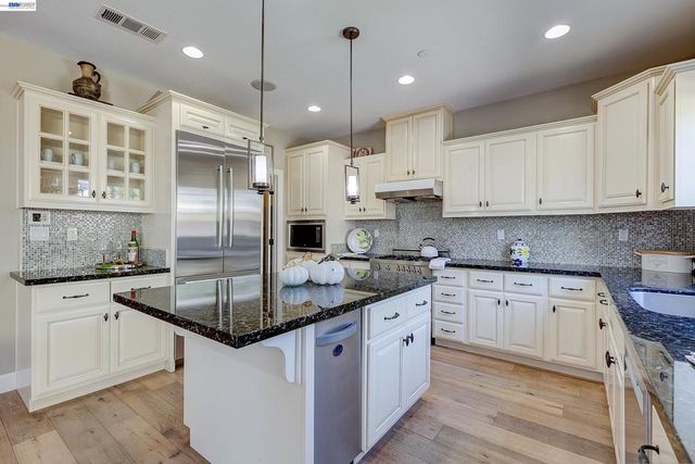 3956 3956 JORDAN RANCH DR, Dublin, CA 94568