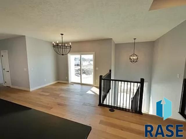 501 N Corsair Cir Circle, Sioux Falls, SD 57110