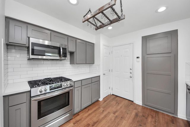 10327 Sageburrow Drive, Houston, TX 77089