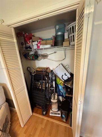 4330 Hillcrest Dr 304, Hollywood, FL 33021