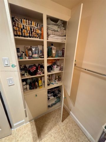 4330 Hillcrest Dr 304, Hollywood, FL 33021