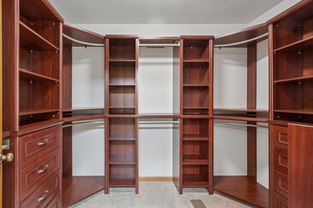 0N655 Courtney Lane, Winfield, IL 60190