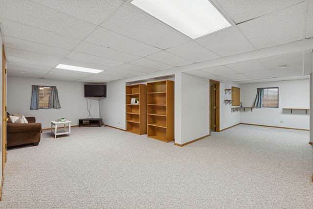 0N655 Courtney Lane, Winfield, IL 60190