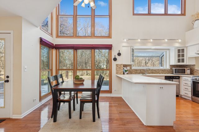 0N655 Courtney Lane, Winfield, IL 60190