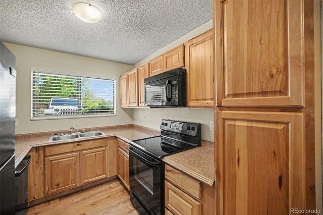 433 Wright Street 103, Lakewood, CO 80228