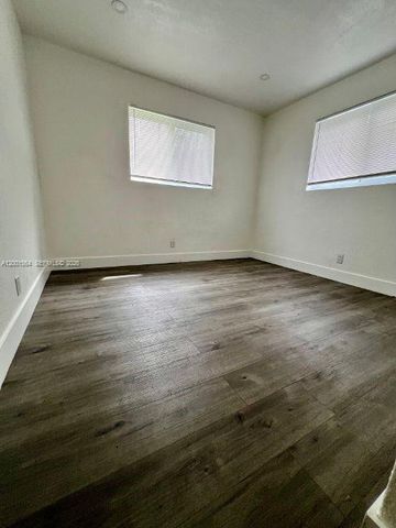 2620 NW 18th Ter 1-4, Oakland Park, FL 33311