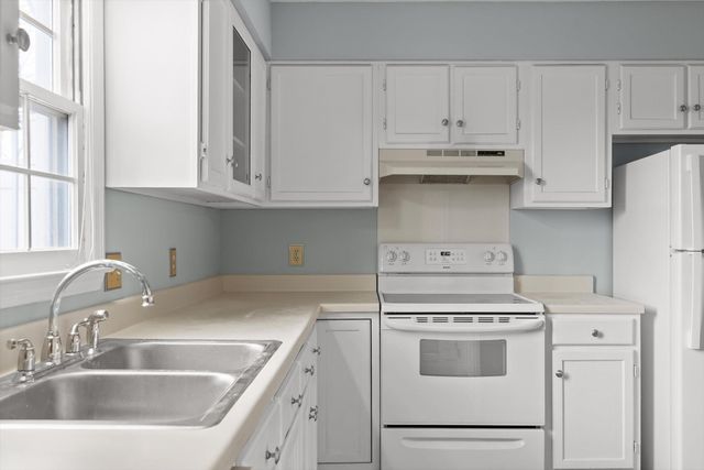 317 Mcbrien Road 7, East Ridge, TN 37412