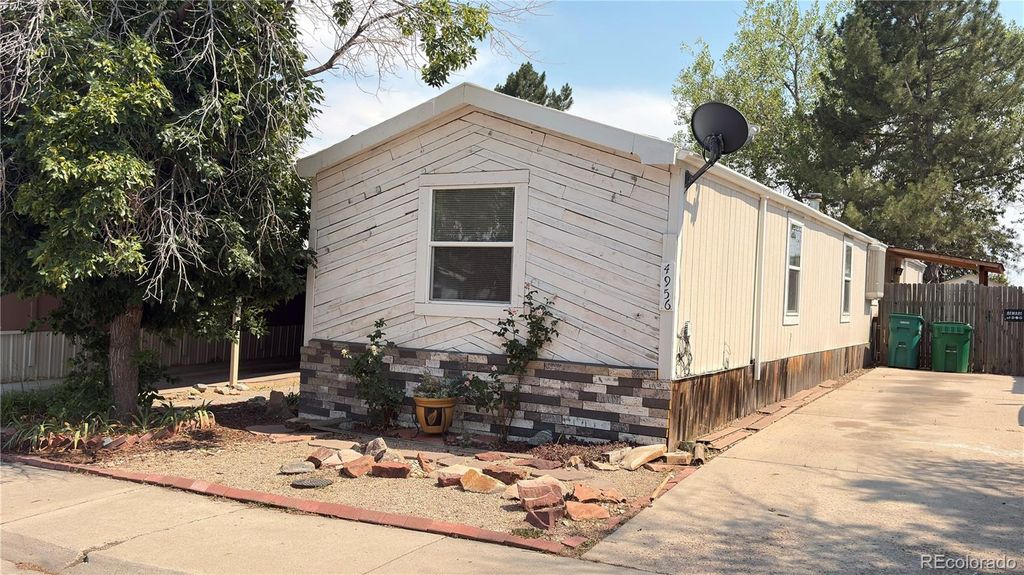 4956 E 97th Place, Denver, CO 80229