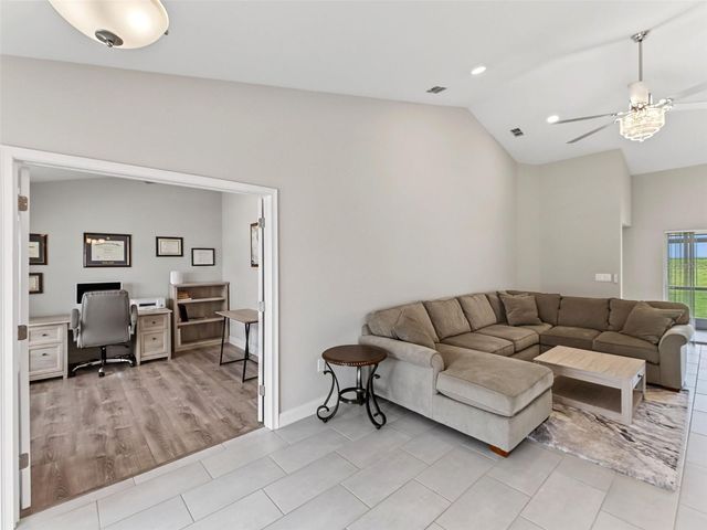 3302 PEARLY DRIVE, Lakeland, FL 33812