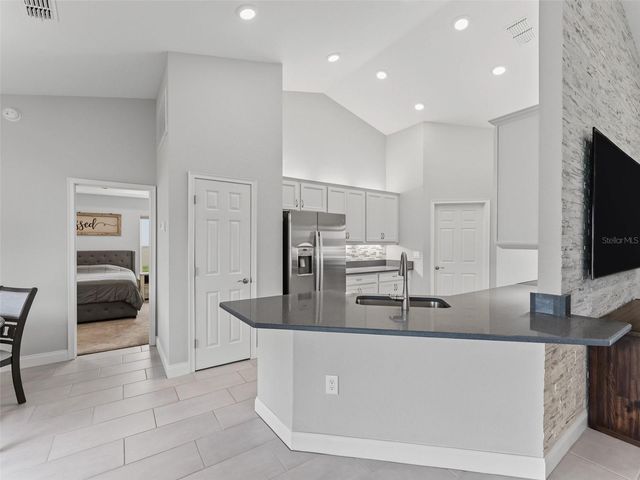 3302 PEARLY DRIVE, Lakeland, FL 33812