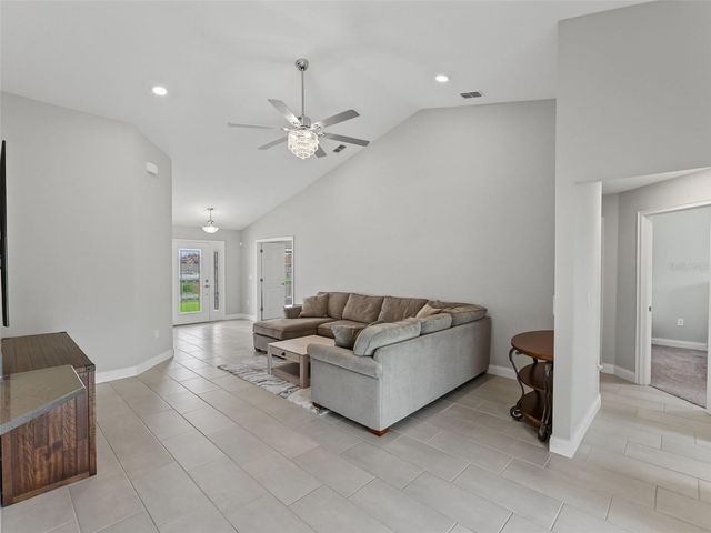 3302 PEARLY DRIVE, Lakeland, FL 33812