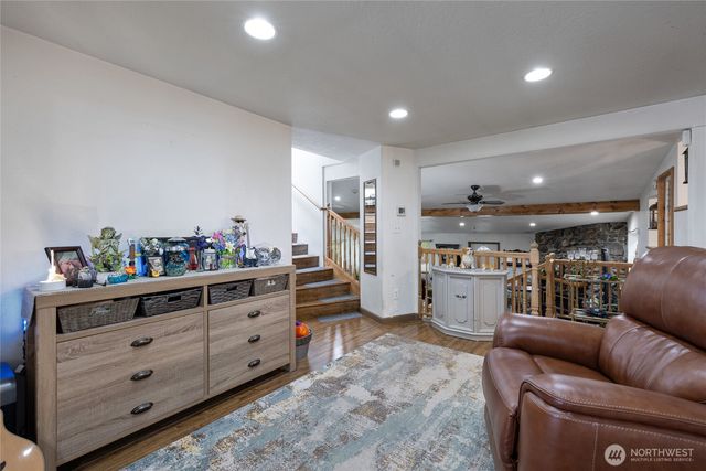 3312 67th Avenue W, University Place, WA 98466
