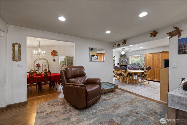 3312 67th Avenue W, University Place, WA 98466