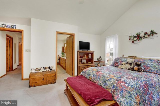 1725 HANOVER RD, Gettysburg, PA 17325