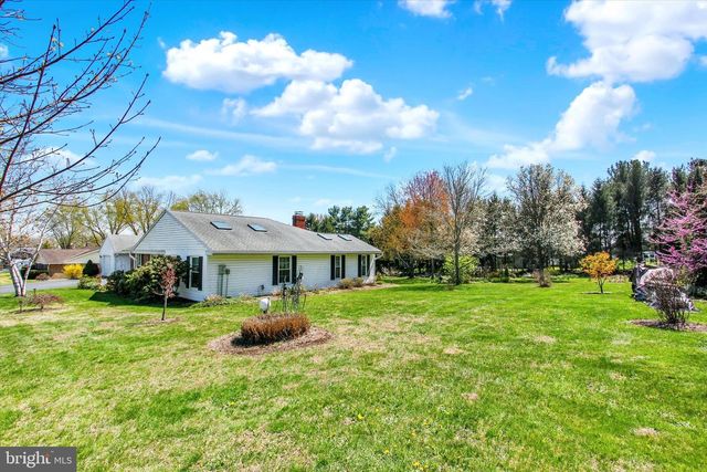 1725 HANOVER RD, Gettysburg, PA 17325