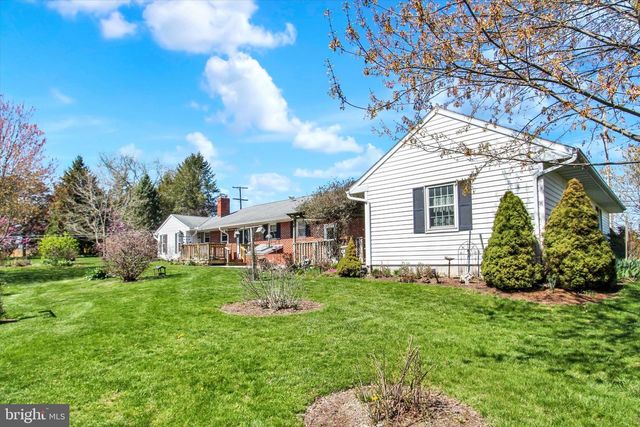 1725 HANOVER RD, Gettysburg, PA 17325