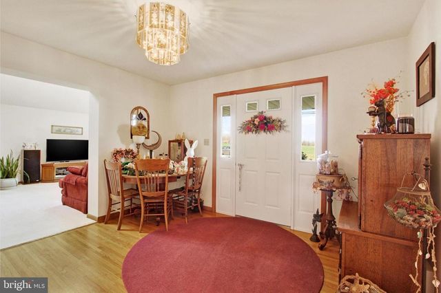 1725 HANOVER RD, Gettysburg, PA 17325
