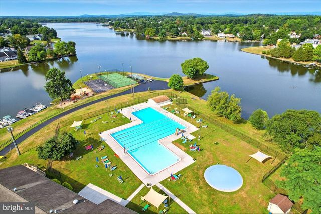 1725 HANOVER RD, Gettysburg, PA 17325