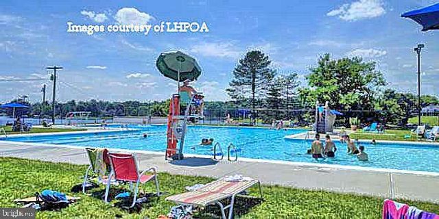 1725 HANOVER RD, Gettysburg, PA 17325