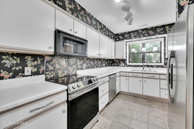 115 Sunshine Lane C, Winterville, NC 28590