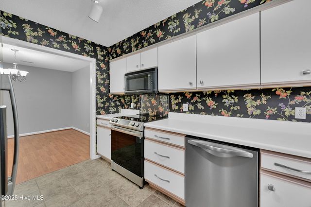 115 Sunshine Lane C, Winterville, NC 28590