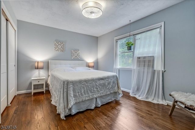 9 Wehrli Rd, Washington Twp., NJ 07853