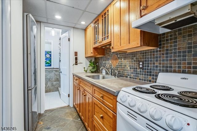 9 Wehrli Rd, Washington Twp., NJ 07853