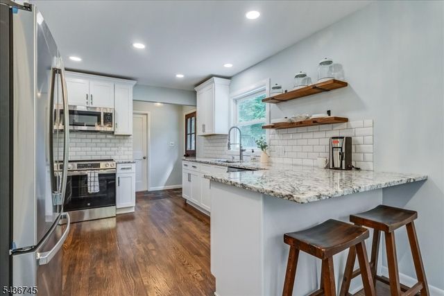 9 Wehrli Rd, Washington Twp., NJ 07853