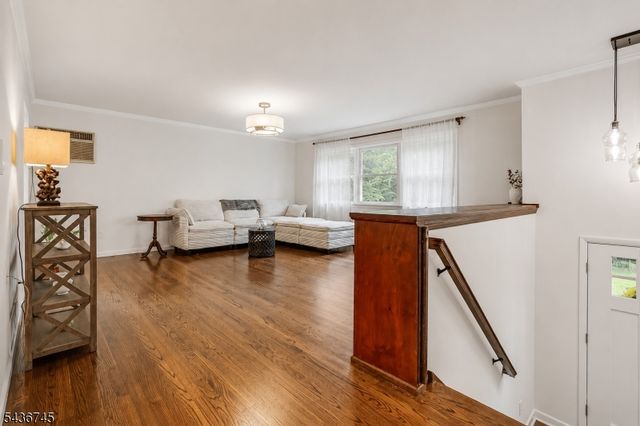 9 Wehrli Rd, Washington Twp., NJ 07853