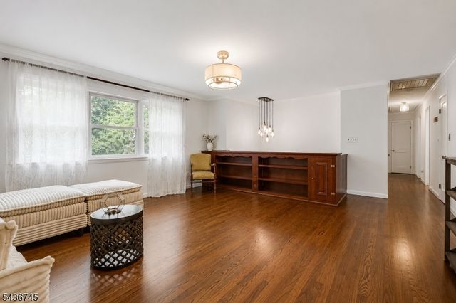 9 Wehrli Rd, Washington Twp., NJ 07853