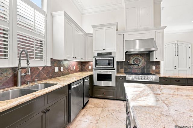 17703 Shady Creek Ave, Baton Rouge, LA 70816