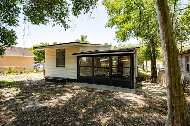 415 S LANCELOT AVENUE, Orlando, FL 32835