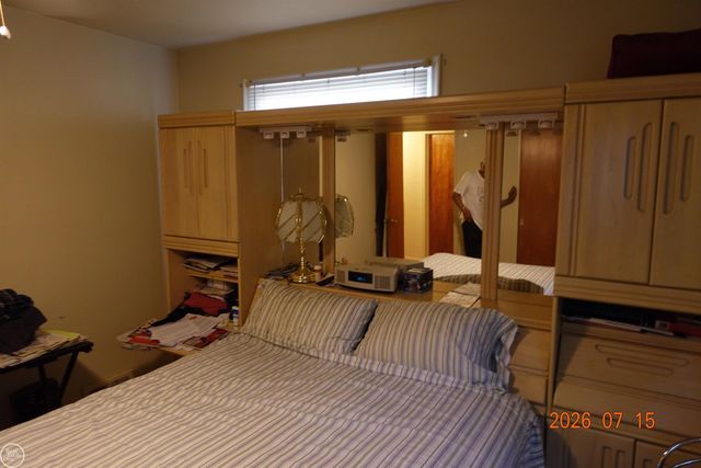 19007 WEBSTER Avenue, Southfield, MI 48076