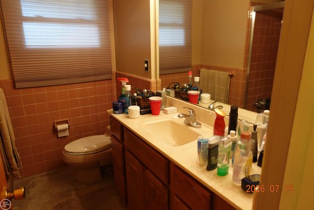 19007 WEBSTER Avenue, Southfield, MI 48076