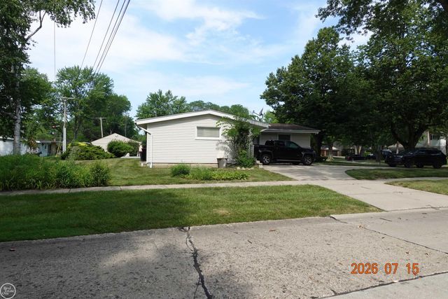 19007 WEBSTER Avenue, Southfield, MI 48076
